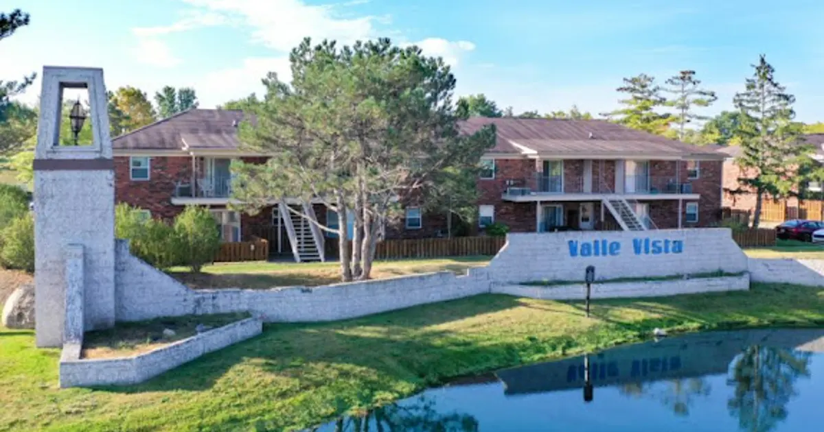 Models Courts of Valle Vista Models Courts of Valle Vista